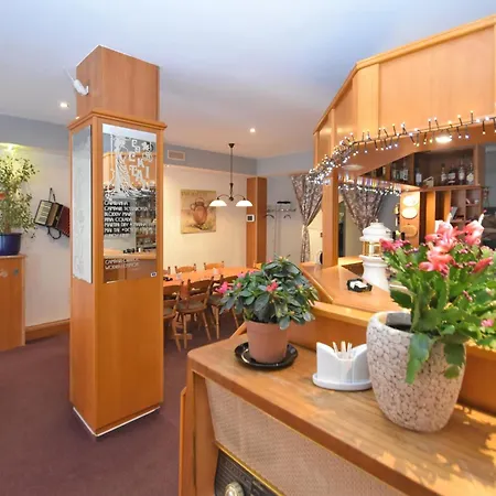 Cinema Comfort In Ballenstedt, Cleaning Included Apartamento Ballenstedt